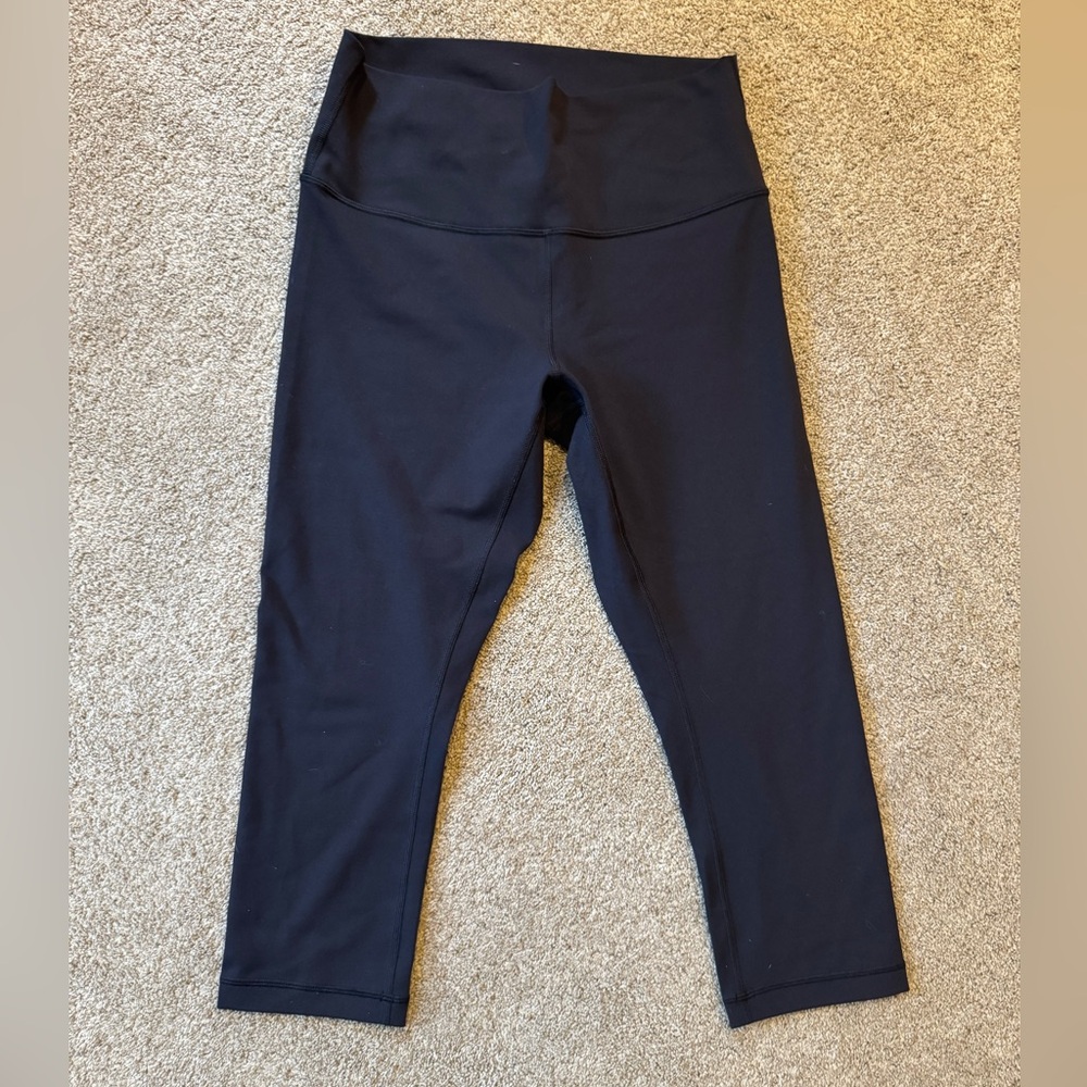 Lululemon Black High-Waisted capri Leggings